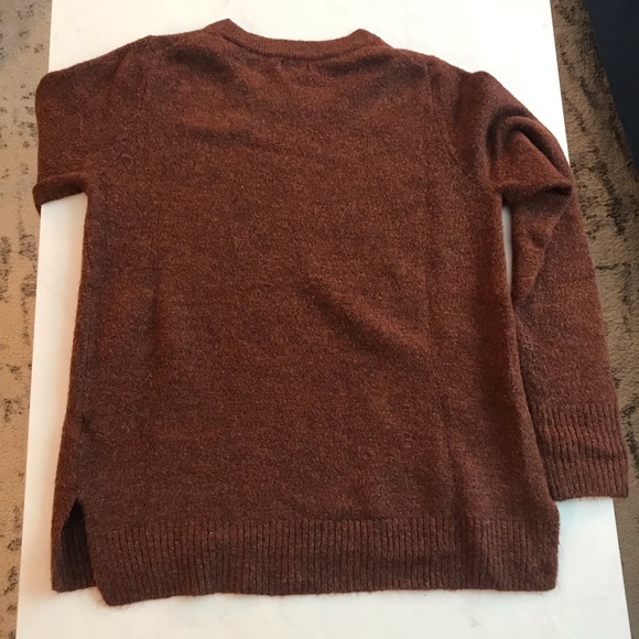 Brown Old navy sweater, medium, great condition - Picture 4 of 5